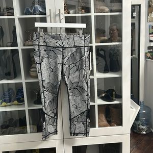 Brand new Lululemon leggings